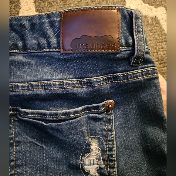 Maurices Jeans - Picture 3 of 8